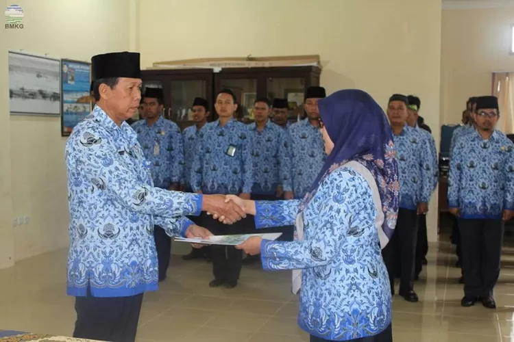 Menunggu Hari, Gaji 13 PNS akan Cair! Intip Besarannya di Sini Yuk