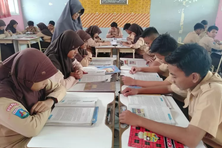 Penuh Prestasi! Inilah 10 SMP Terbaik Dan Telah Terakreditasi A Di ...