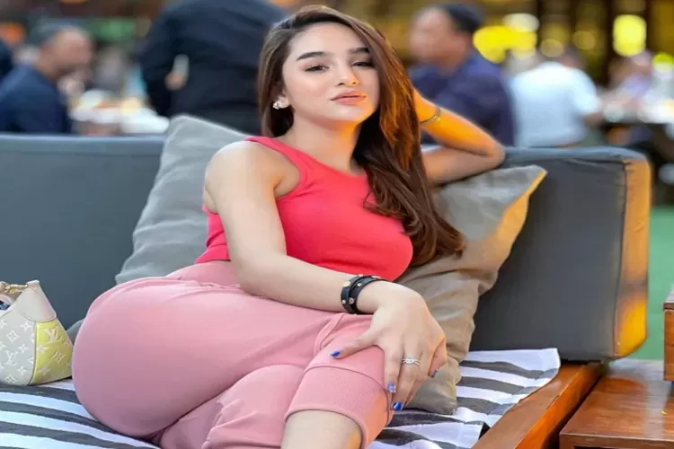 Hana Hanifah Profil Dan Biodata Aktris Model Dan Selebgram Berbakat Indonesia Sumsel 24 