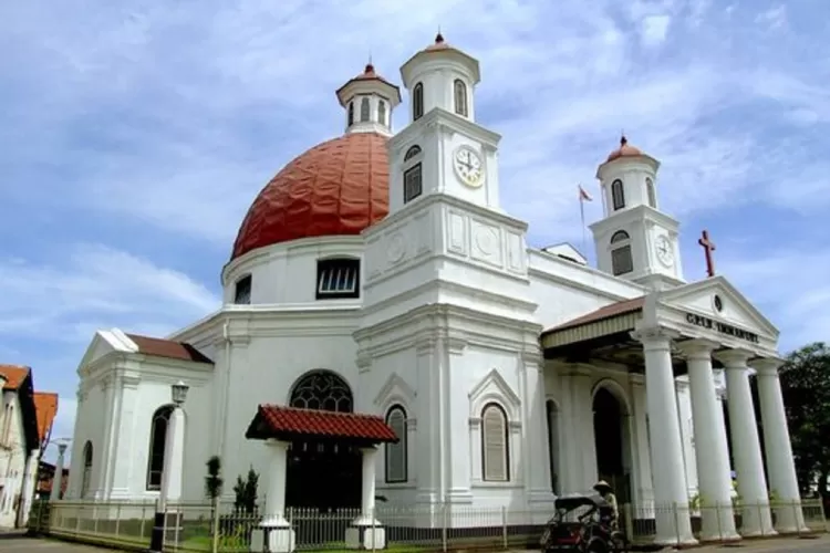 Gereja Blenduk (visitjawatengah.jatengprov.go.id)