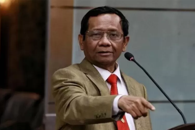 Penunjukan Mahfud MD Sebagai Plt Kemkominfo Diibaratkan Menempatkan ...