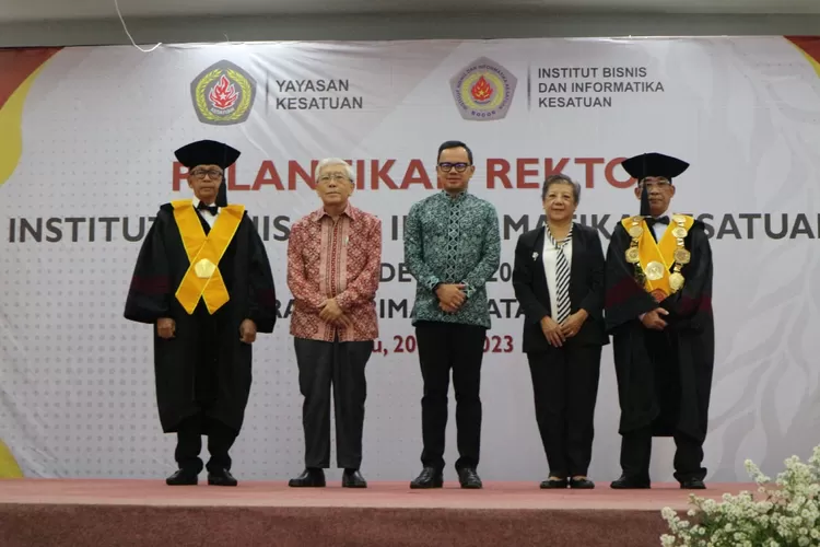 Prof Bambang Pamungkas Resmi Jadi Rektor IBI Kesatuan 2023-2027, Wali ...