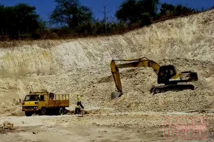 ILUSTRASI Tambang ilegal. (laman resmi Pinterest/Cendana News)