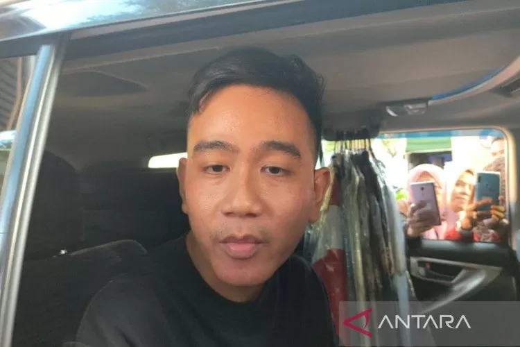 Usai Bertemu Prabowo, Gibran Tak Kena Sanksi, Malah Banyak Mendapat ...