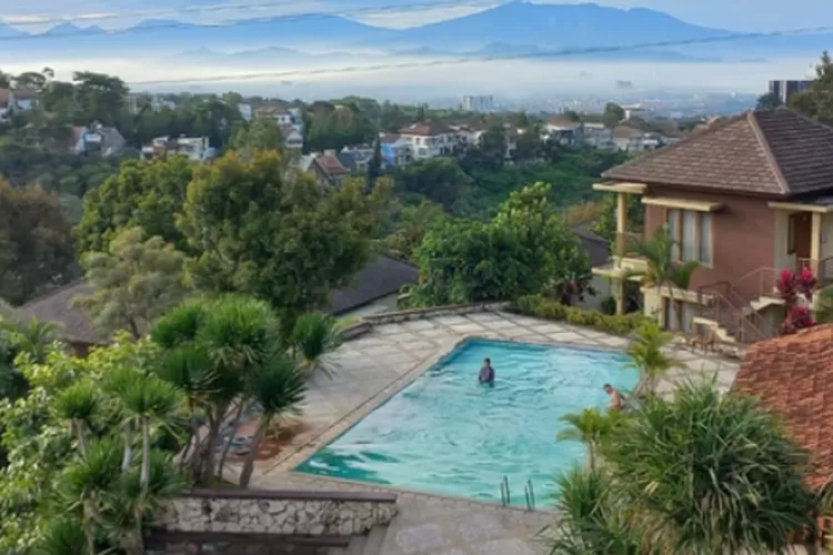 Dago Heuvel, salah satu penginapan dengan kolam renang di Bandung (Instagram/@dagoheuvel)