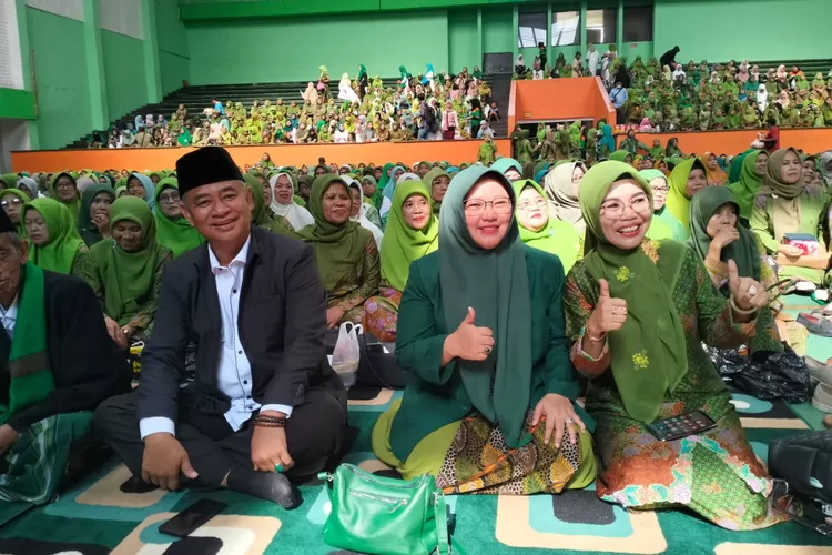 Ifa Faizah Rohmah Sosok Amanah, Muslimat NU Kota Tasikmalaya Dukung Penuh Menang di DPD RI. (Foto/Istimewa.)