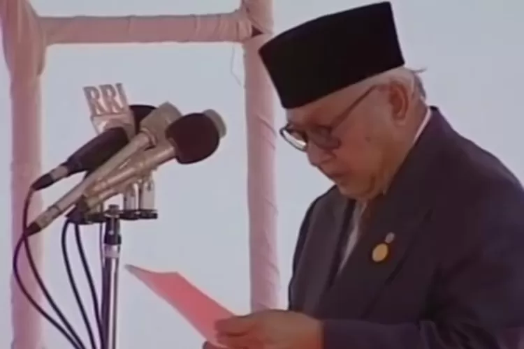 Presiden Soeharto mengundurkan diri dalam Reformasi 1998 (ilustrasi/IG @jejaksoeharto)