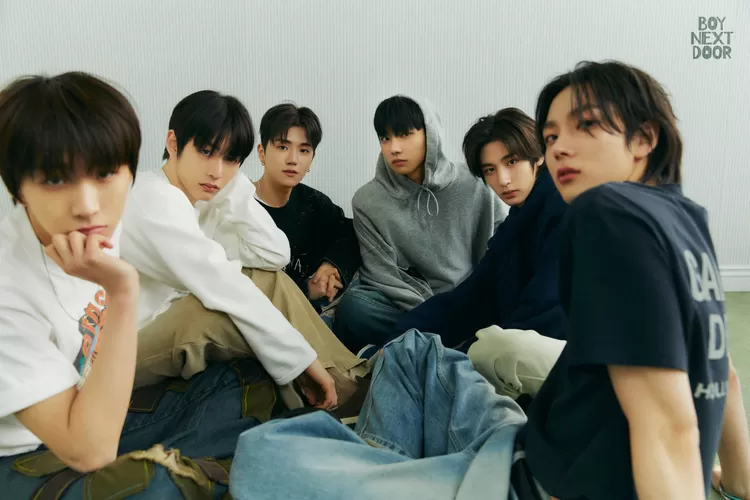 Member BOYNEXDOOR  (Twitter.com/@BOYNEXTDOOR_KOZ)