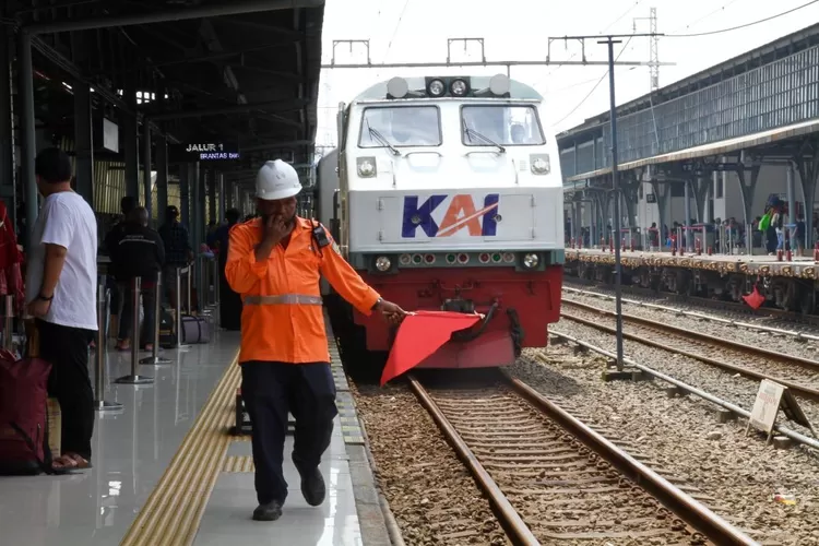 Kinerja Angkutan Barang Terus Meningkat, KAI Daop 5 Purwekerto Catat ...