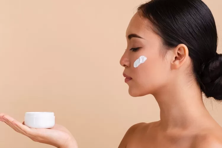 Ini 5 Kandungan Skincare Yang Tidak Boleh Dicampur Dan Dipakai ...