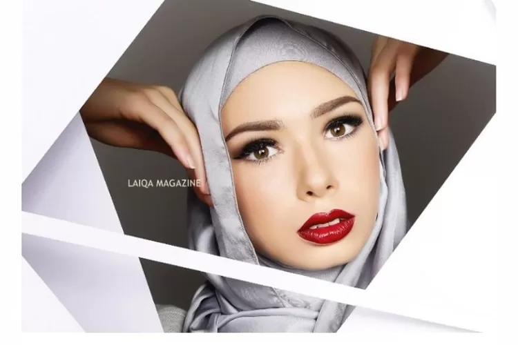 Perempuan Wajib Tahu! Tips Memilih Warna Lipstik Yang Tepat (Foto: Ilustrasi )
