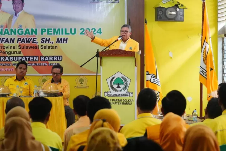 Ketua DPD I Golkar Sulsel, Taufan Pawe.