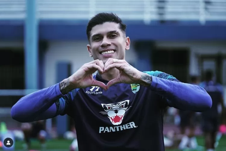 LIGA 1 Persib Tiba di Yogyakarta Ciro Alves Gak Terlihat Ada