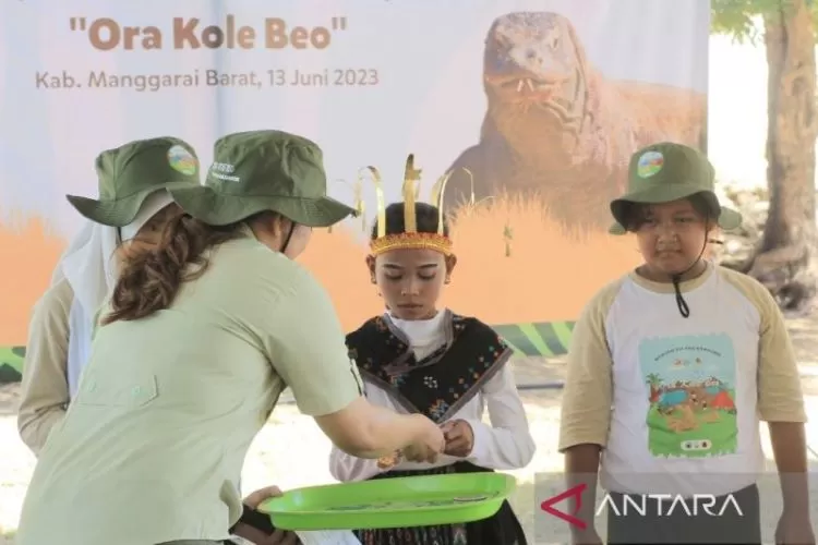 Taman Safari Kampanye Gerakan Cintai Komodo - Koran Gala