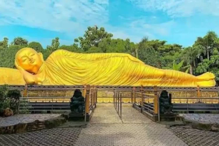 Mojokerto Memiliki Patung Budha Terbesar Di Indonesia, Simak ...