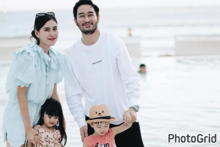 Syahnaz Dan Rendy Kjaernett Selingkuh Setahun Sang Istri Pendam