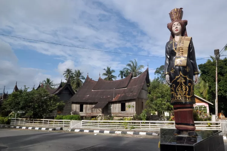 Berjarak Km Dari Ibukota Ini Kecamatan Teramai Di Kabupaten