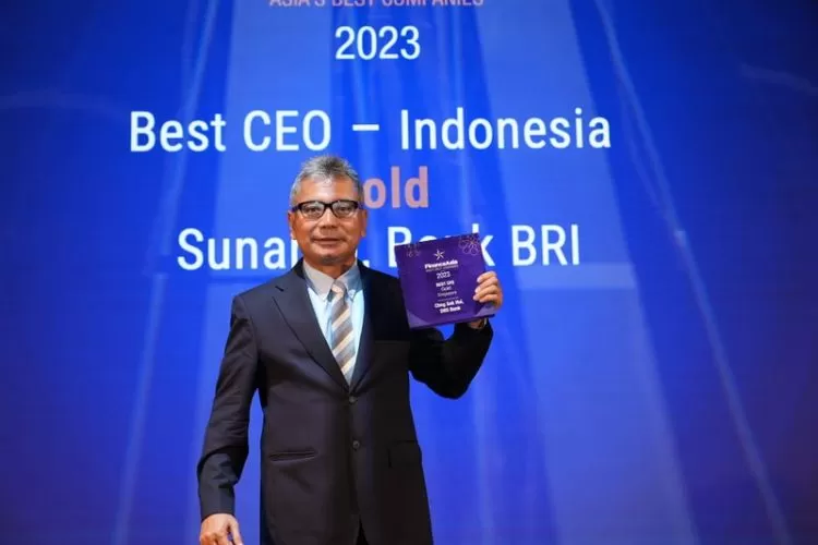 BRI Berhasil Raih 9 Penghargaan FinanceAsia Awards 2023, Sunarso Raih ...