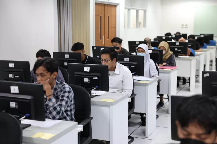 H5 Ditutup, Cek Syarat Khusus dan Biaya Pendaftaran UM UGM CBT 2024