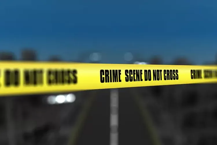 Ilustrasi garis polisi. Seorang nenek berusia 72 tahun, EM, menjadi korban perampokan di rumahnya di Pasir Mulya, Kecamatan Bogor Barat, Kota Bogor, Jumat, 2 Agustus 2024. (Freepik/Kjpargeter)