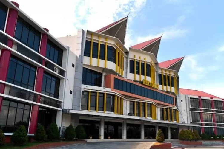 Universitas Tadulako  (untad.ac.id)