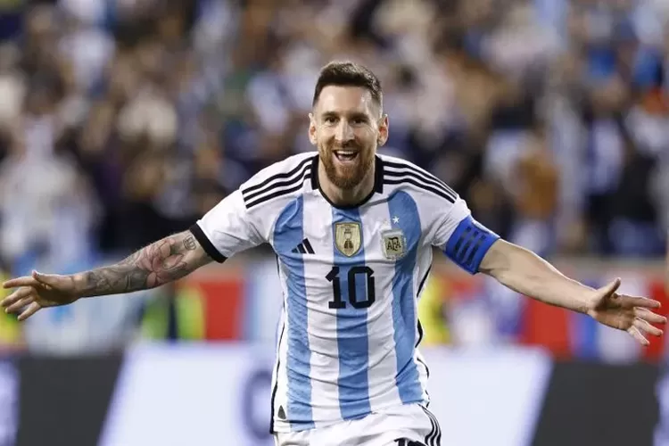 MLS Resmi Umumkan Lionel Messi Dikontrak Inter Miami Hingga 2025 - Edu ...