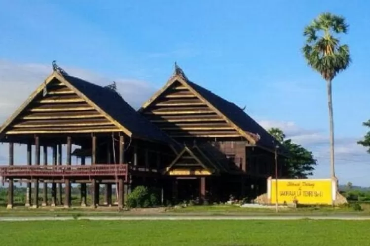 Kampung Adat Wajo (pinterest)