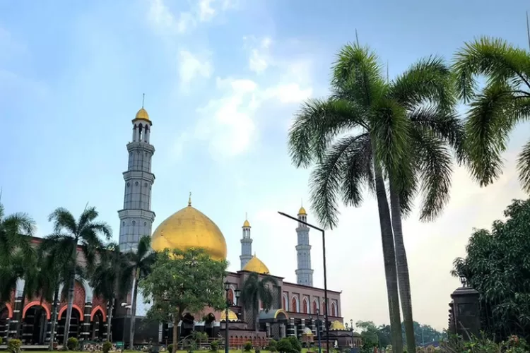 Rekomendasi Tempat Wisata Gratis Di Depok, Ada Masjid Emas Terbesar Se ...