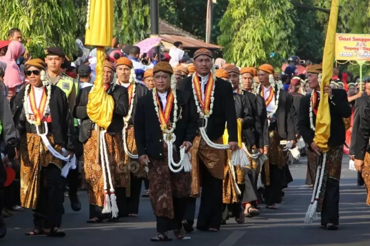 Ragam Tradisi Sambut Tahun Baru Islam Di Indonesia Dari Ngalap Berkah Hingga Grebeg Suro 