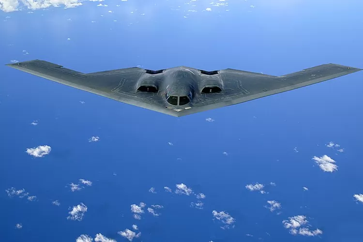 Pesawat Pengebom Siluman Jenis Northrop Grumman B-2 Spirit Andalan ...