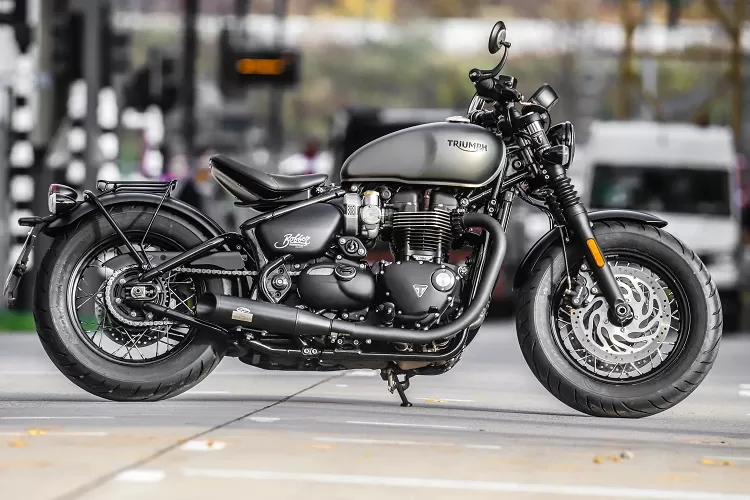 triumph bobber harga