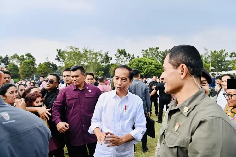 Jokowi Prioritaskan Jalan Tol Luar Pulau Jawa, Tol Padang-Pekanbaru ...