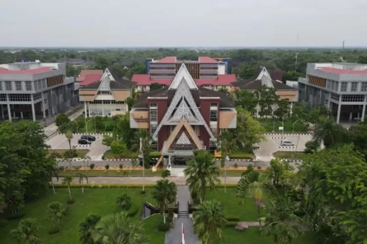 Ada 5 Universitas Terbaik Di Kalimantan Barat Versi UniRank 2023 ...