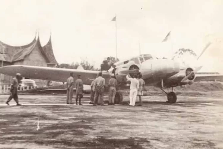 Foto-foto Tempo Dulu Bandara Udara Gadut di Sumatera Barat yang Terlupakan dari Sejarah