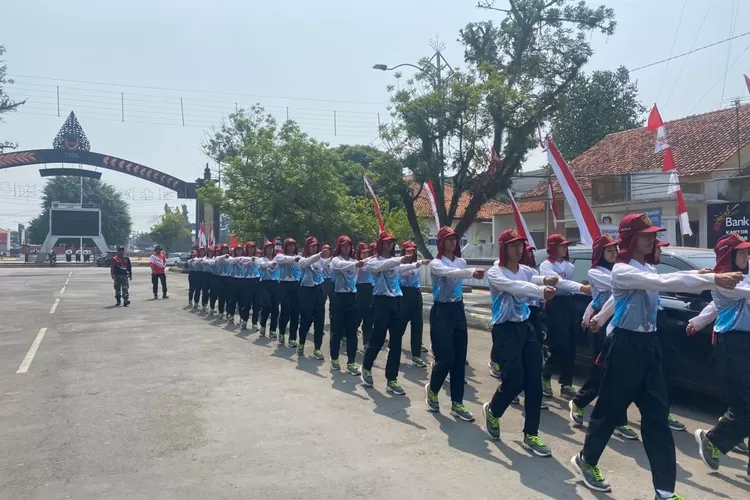 TERPILIH, 75 Pelajar Mulai Ikuti Latihan Paskibraka HUT RI Ke-78 ...