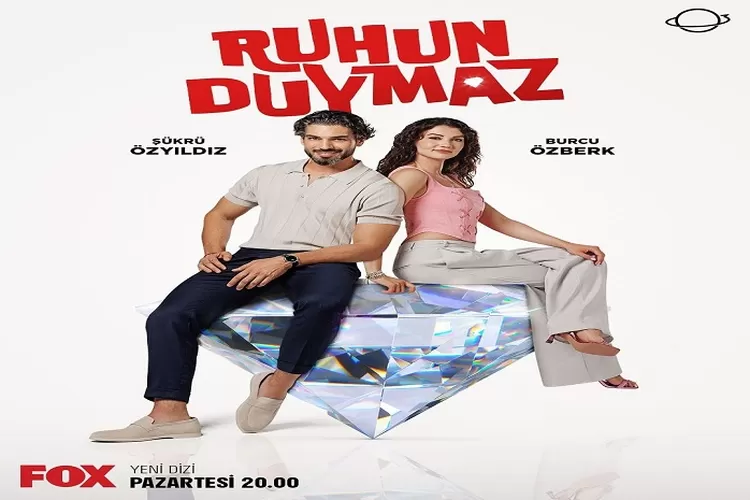 Burcu Ozberk dan Sukru Ozyildiz  Pemeran Utama Drama Turki Ruhun Duymaz Genre Romance ( instagram.com/@ruhunduymaztv)