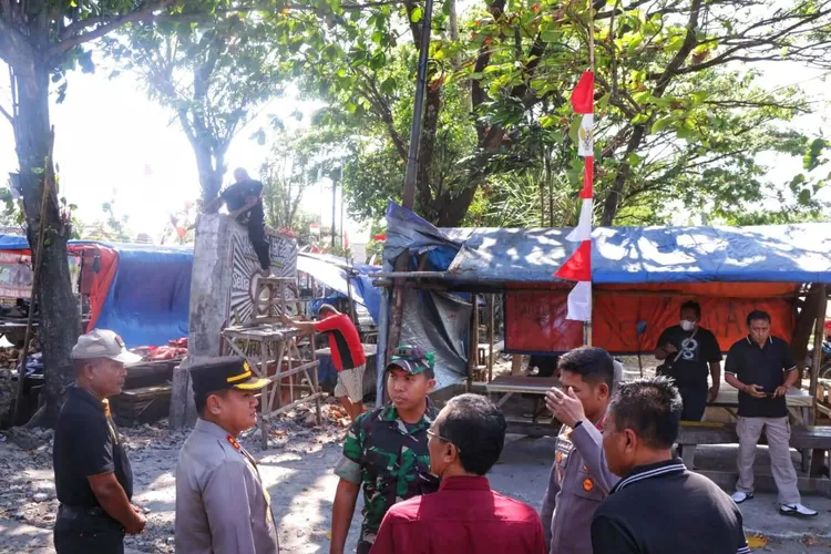 Tugu Perguruan Silat Di Jawa Timur Mulai Banyak Yang Dibongkar ...