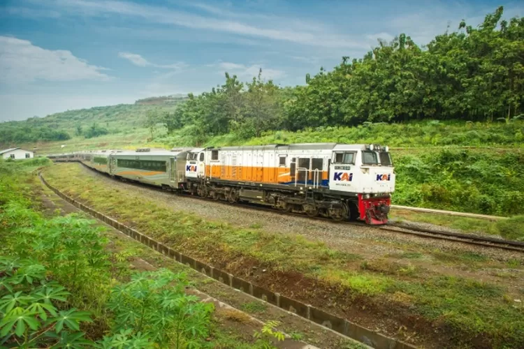 Ilustrasi kereta api pertama di Kalimantan Tengah. (Laman resmi KAI)