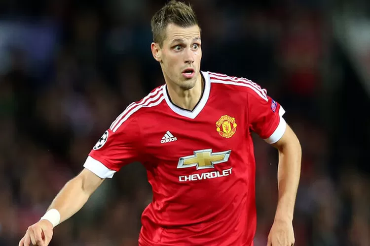 Indonesian Manchester United on X: Morgan Schneiderlin dan