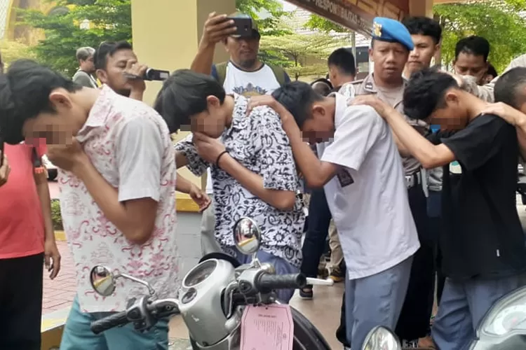 Lagi-lagi Pelajar Bogor Berulah, Bukan Tawuran Tapi Rusak Bus - Ayo Bogor