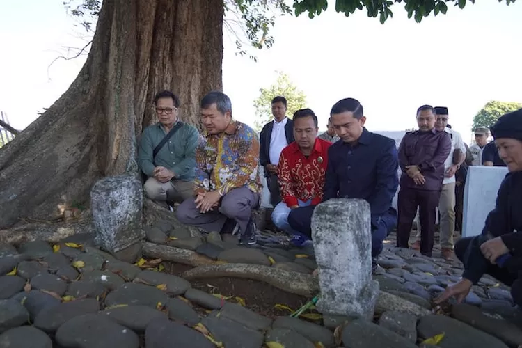 Astana Kalong Sebagai Lokasi Rumah Sakit Paru Bupati Garut Mencari