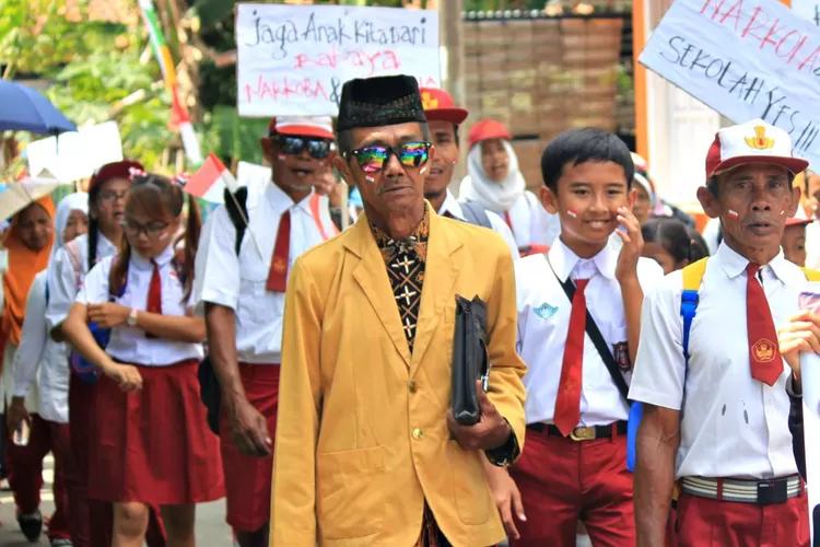 Contoh Teks Amanat Pembina Upacara Edisi Senin 14 Agustus Dengan Tema ...