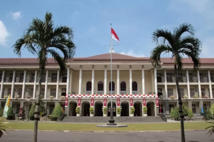 13 Jurusan Sepi Peminat Di UGM Melalui Jalur SNBP, Lengkap Dengan Daya ...