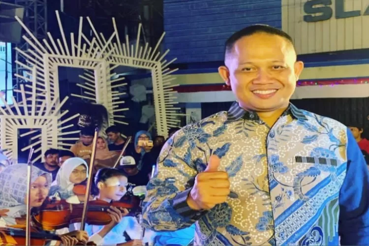 Bupati Kebumen Punya Pesawat Terbang Ternyata Segini Jumlah Harta