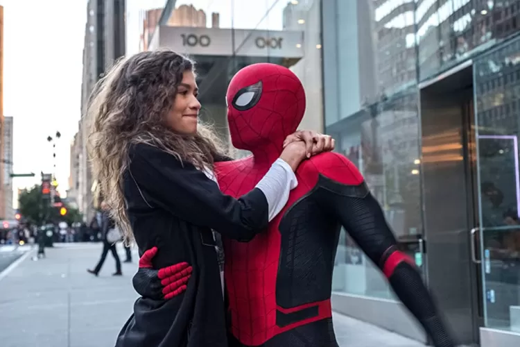 Sinopsis Spider-Man: Far from Home di Bioskop Trans TV, Perjuangan