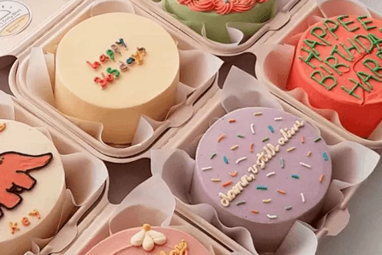 Bento cake  Makanan, Ide makanan, Kue ulang tahun sederhana