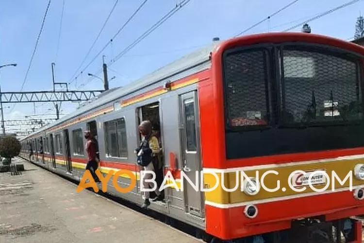 Lonjakan Pengguna Commuter Line Jabodetabek hingga 900 Ribu pada Hari Pertama Kerja Pasca Libur Lebaran! Simak Langkah KAI Commuter 1.061 Perjalanan