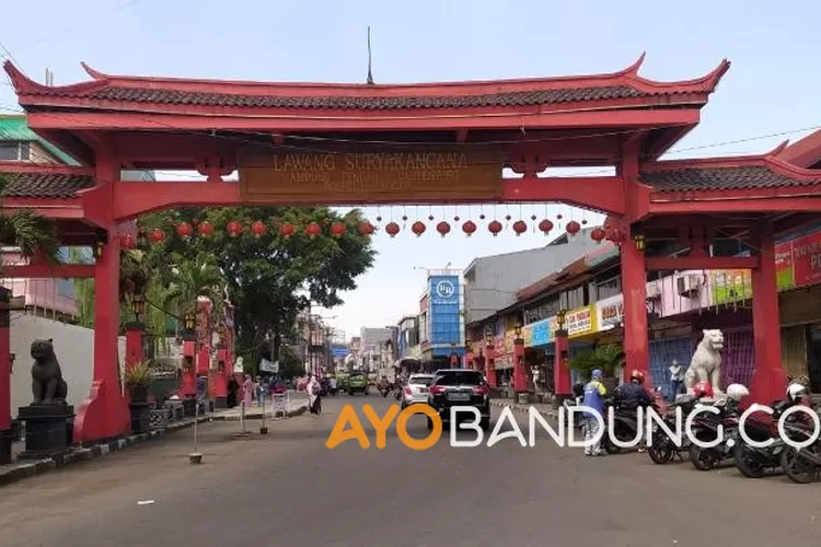 Ilustrasi -- Rekomendasi Tempat Ngabuburit dan Berbuka Puasa di Bogor yang Wajib Dicoba, Penuh Jajanan Kaki Lima yang Bercitarasa Bintang Lima (Ayobogor.com/Yogi Faisal)