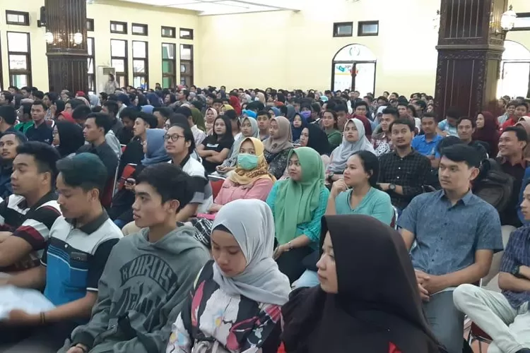 Mahasiswa Universitas Semarang (USM) mengikuti mengikuti Kuliah Kerja Nyata (KKN) Pembelajaran Pemberdayaan Masyarakat (PPM) di Auditorium Ir Widjatmoko. (Istimewa)