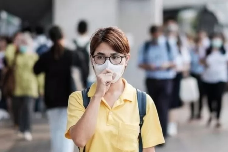 Pakai Masker Bikin Kacamata Berembun Ini 3 Cara Mengatasinya Ayo Semarang 8978